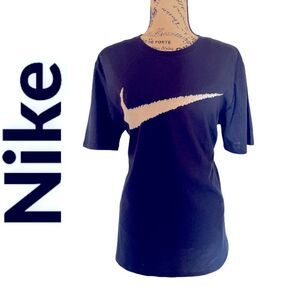 Nike Swoosh  Dri-Fit T-Shirt